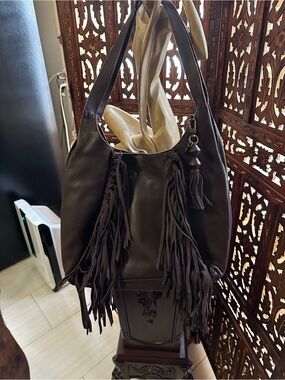 The Sak Dark Brown Fringe Leather Shoulder Bag